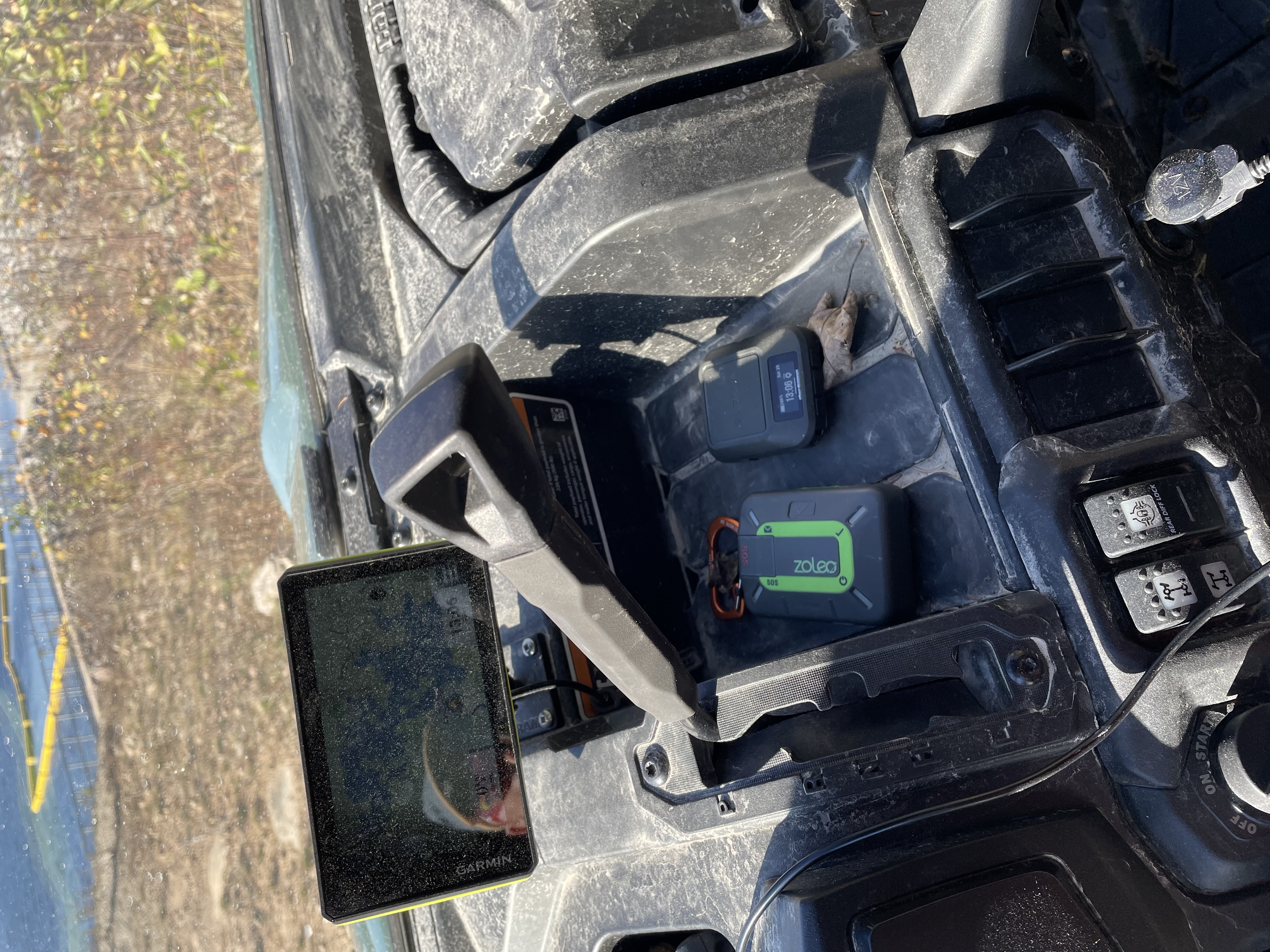 Garmin inReach Messenger VS ZOLEO Deep Dive Messaging - dae1e0a8 f452 4722 a66a 37da985d6344