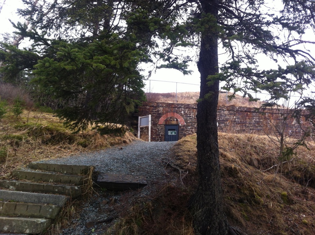 York Redoubt trail photo 4 of 5